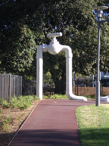 Sculptures, Hirmarsh Square, Adelaide - Australie Sculpt12
