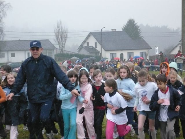 Finale provinciale cross scolaire à Libin le 30/01/08 Caf_cr54