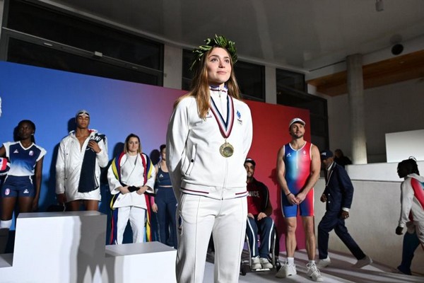 LES TENUES DE L'EQUIPE DE FRANCE POUR PARIS 2024   Les_te10