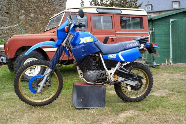  Le concours de aout 2010: Votre moto et une cale. Xt600c10