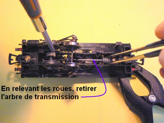 Mécanique - Transmission par pignon fou - Reprise de la 040 Jouef comme exemple Meca_016