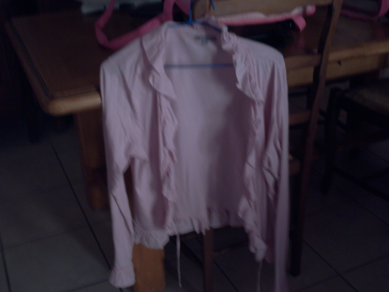 PETIT GILET T.44 ROSE EXCELLENT ETAT Photo_13