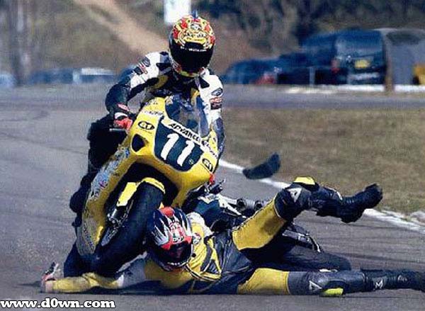 chutes en moto!! Moto10