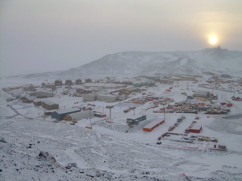 DEFI COLLECTIF : à la recherche des stations scientifiques de l'Antarctique avec Google Earth - Page 3 Mactow10