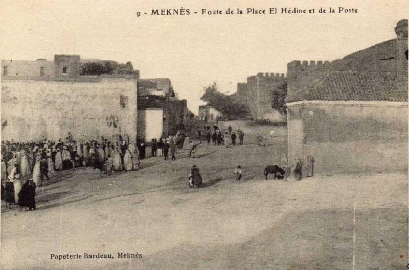 Meknès, la Ville Ancienne et les 2 Mellahs - 1 - Page 24 Place_11