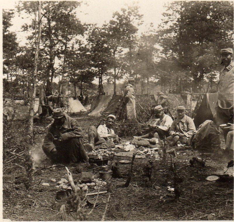 Les équipements et outils de campement français de la Grande Guerre Camp_110