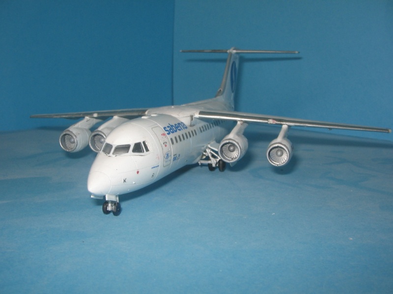 Avro RJ-85 Sabena '90 Scheme 1/144 Img_4118
