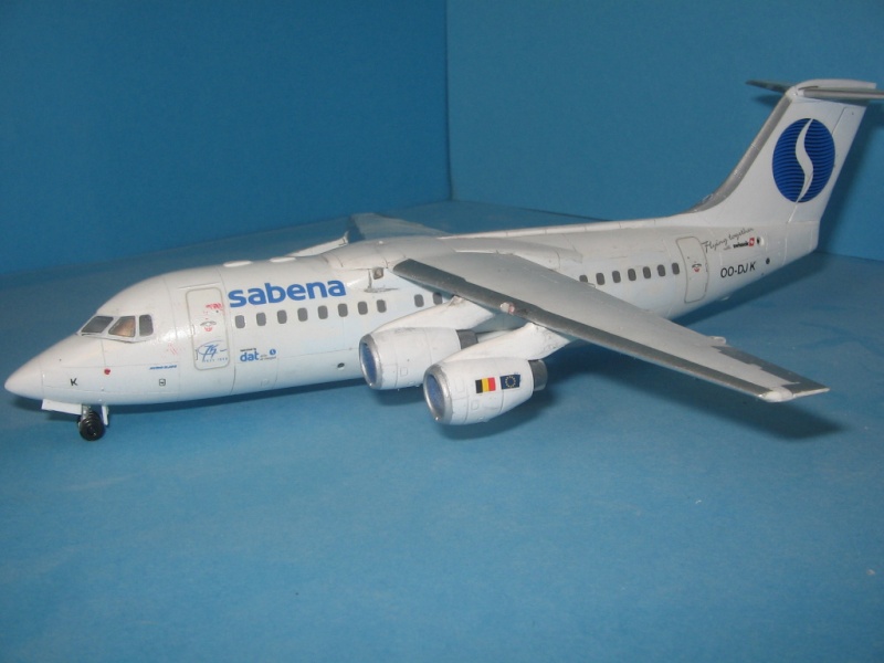 Avro RJ-85 Sabena '90 Scheme 1/144 Img_4119