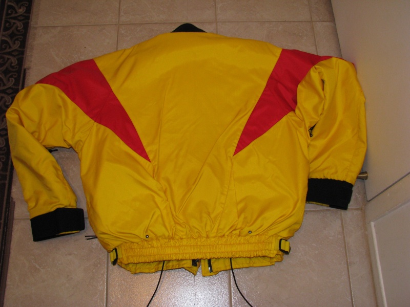 A VENDRE-suit SEA RIDER par MUSTANG (SURVIVAL SUIT) USAGEE Img_0432