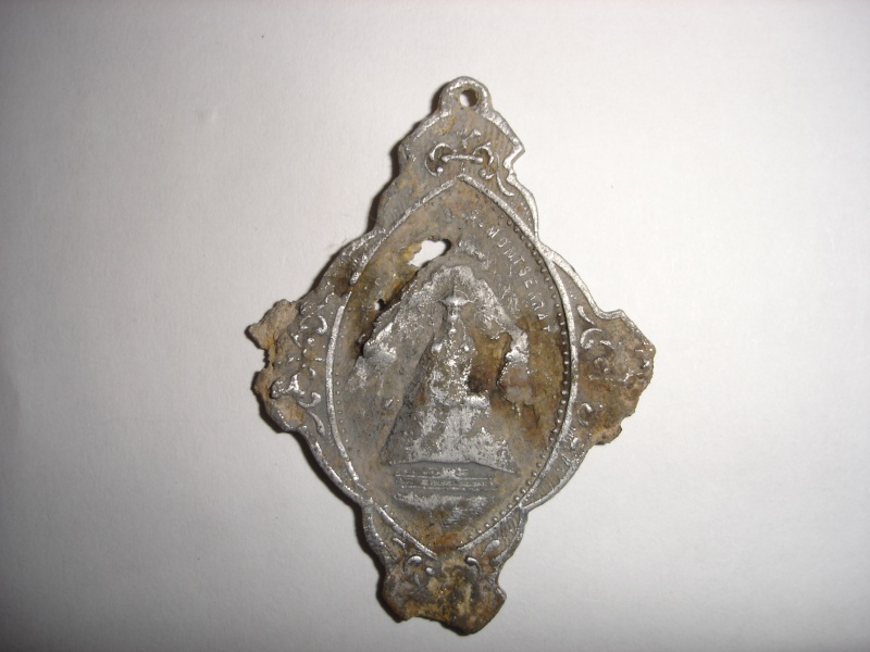 Sto. Niño Jesús de Praga / V. de Montserrat - s. XX Medall12