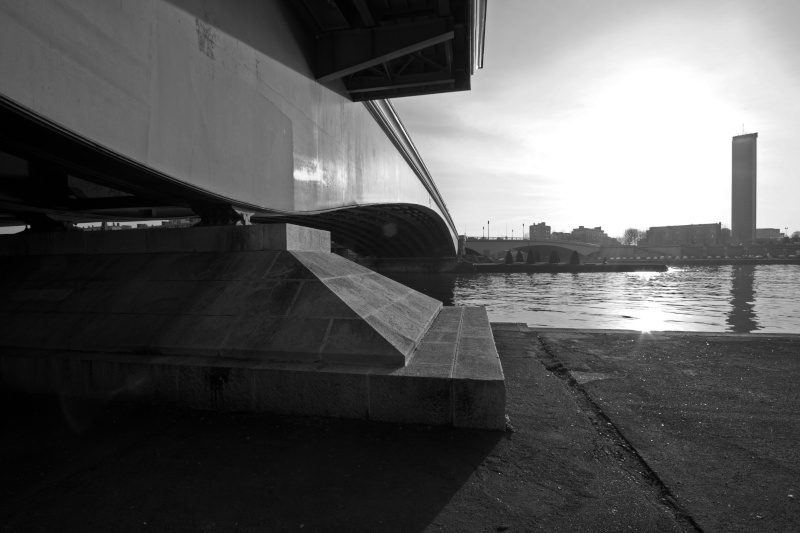 Pont sur la Seine. Img_3711