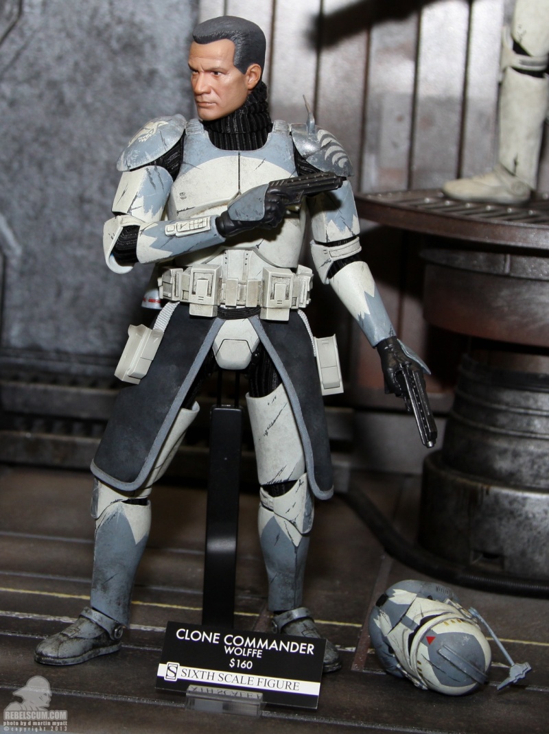 Sideshow Collectibles 1/6 Scale Clone Commander Wolffe  Sdcc_254