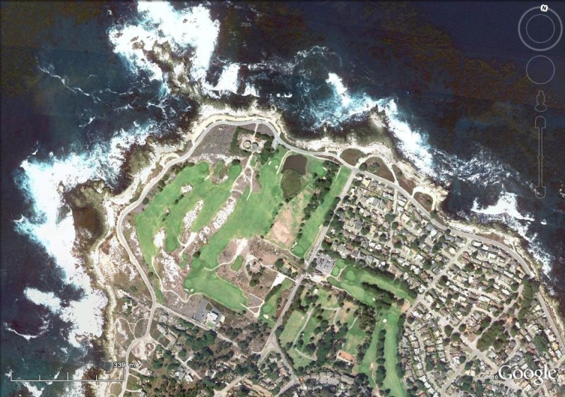 Les golfs découverts dans Google Earth - Page 4 Pacifi10