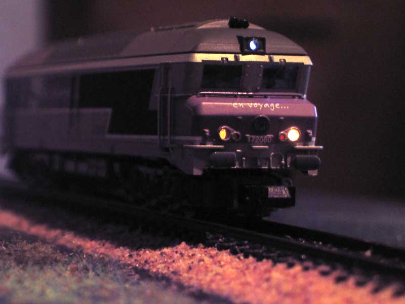 [Minitrix] Locomotive diesel - CC72000 En Voyage - Page 11 72060310