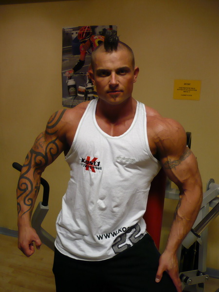 Samuel Helgesen avant l'Arnold Classic 2008 (le 8 fevrier) Bilde213