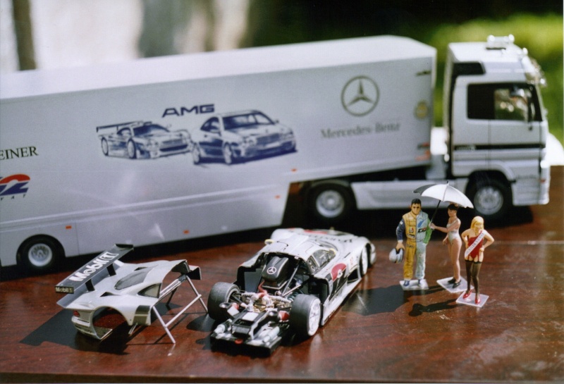 Mercedes Actros racing trailer Merced10