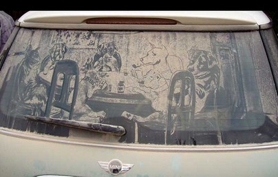 الرسم على غبار زجاج السيارات!!!!!!!!!! 4-070210