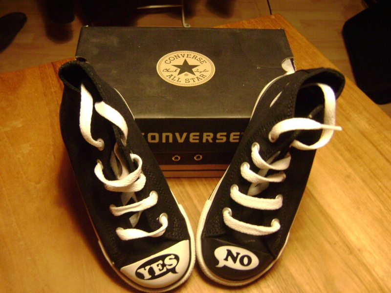 CONVERSE ALL STAR  NOIRES SERIE LIMITEE "YES/NO" Dsc00413