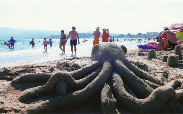 sculpture en  sable de mer Pieuvr10