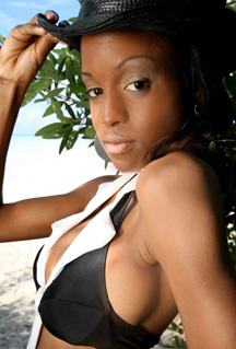 Miss Bahamas Univers 2008 Paquel10