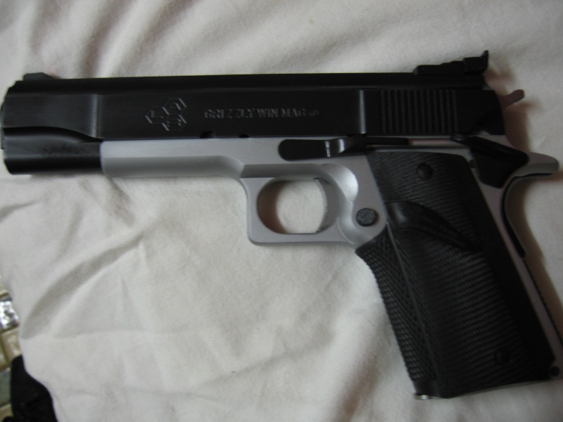 Votre avis sur les 1911a1 produits pa Springfield Armory... - Page 2 Img_0213