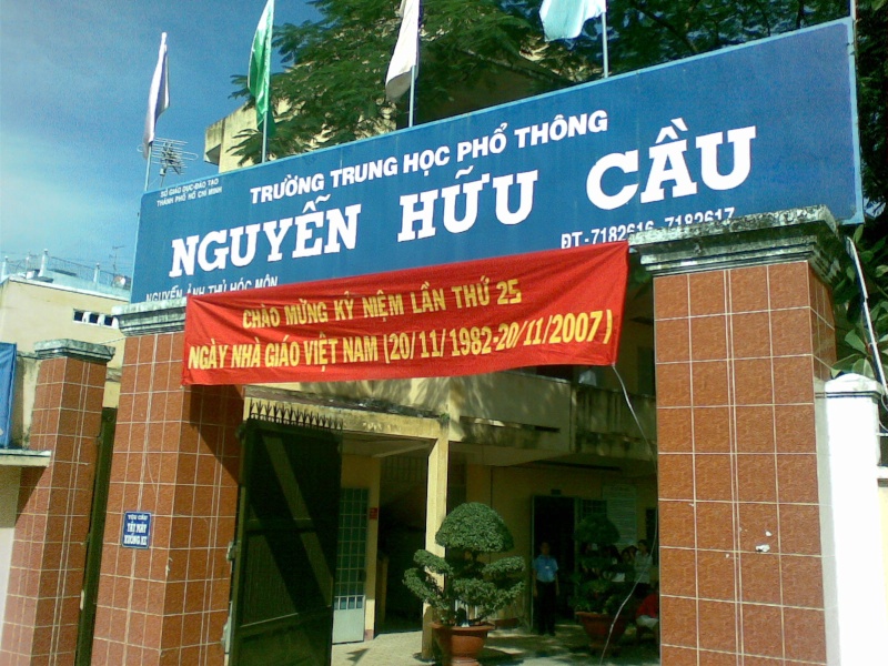 Chùm ảnh ngày "Nhà giáo Việt Nam 20/11/2007" Truong11