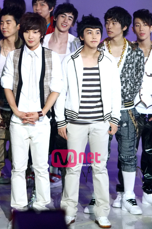 [pics]Mcountdown 080904-Super Junior Happy M_1111