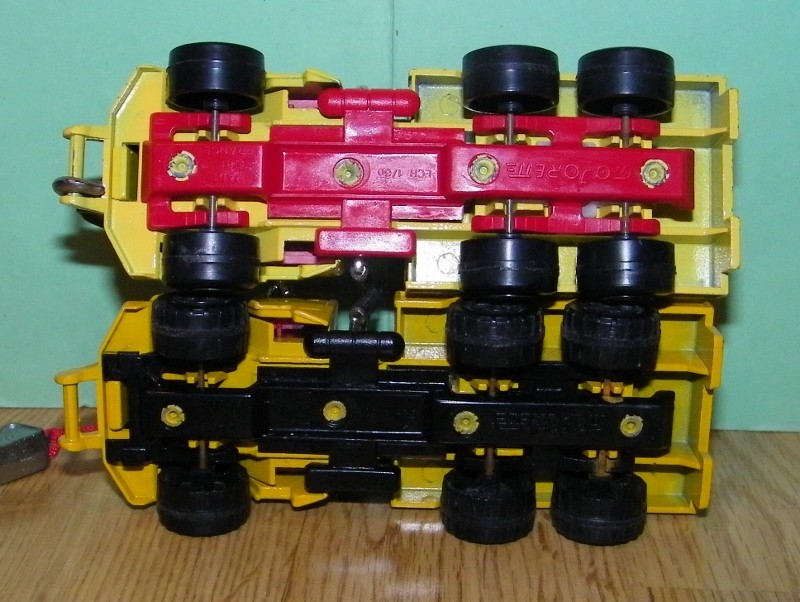 N°3011 / 3026 / 4508 FORD LOUISVILLE DÉPANNEUSE 3011_c10