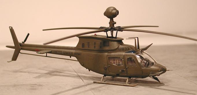 encore des hélicos... (1/72) Kiowa11