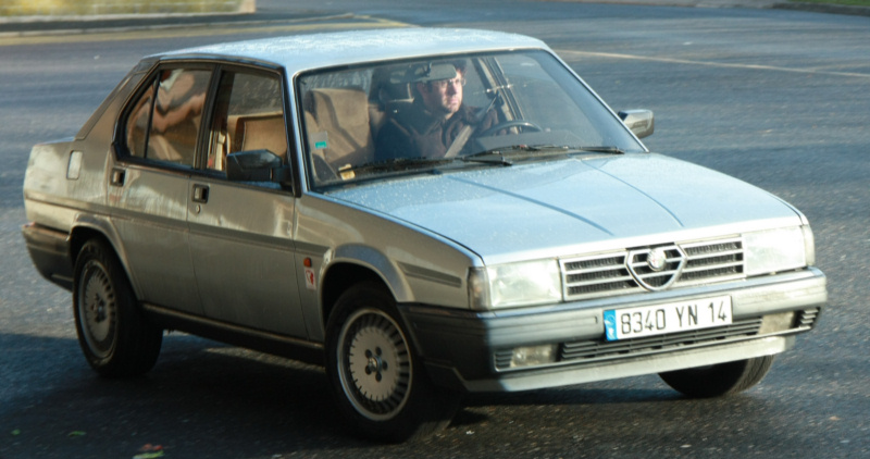dileme choix de voiture alfa 155 2.5 v6 (bonne affaire ou pas),giulietta 116 dileme résolut achat de la 90 de miki164 !!!!!!!!!!! - Page 13 Spsd2038