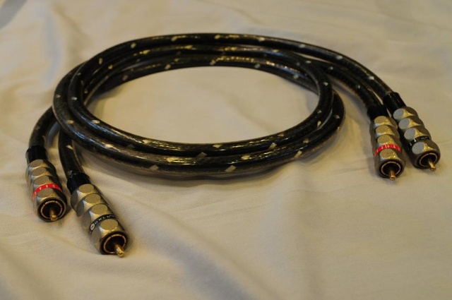 Wireworld Eclipse @ II RCA Interconnect Cable - 1m (Sold) Dsc_1310