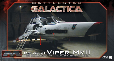 Battlestar Galactica et Viper [Moebius] - Présentation Bg0210
