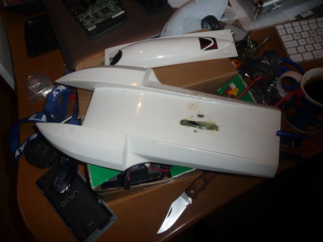   mini hydro ex JMS Twin-Hull R/C Boat P1070931