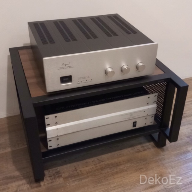 Amplifier audio racks 2018-014