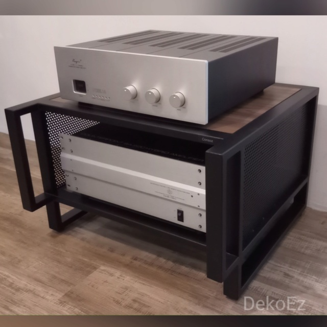 Amplifier audio racks 2018-015