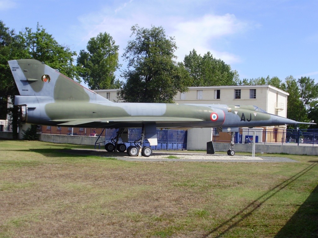 Base Aérienne 106 de Bordeaux-Mérignac Aj10