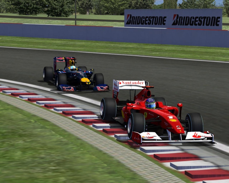 Ferrari e RedBull fazem treinos em Silverstone Grab_313