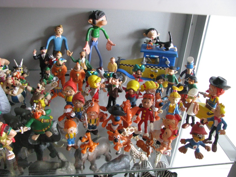 ma collectionnite envahissante: les figurines PVC - Page 2 00111