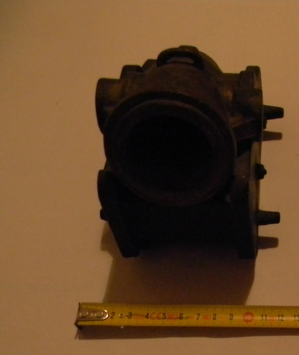 Le mortier Louis-philippe, ses projectiles (bombe à cornes,..)  Dscn8310