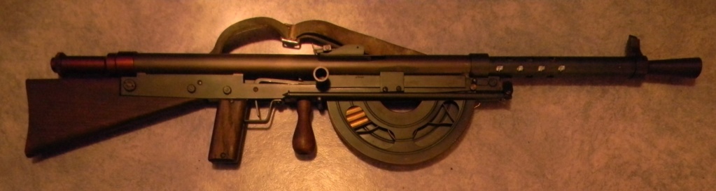 Le fusil-mitrailleur Chauchat et ses accessoires  Dscn8318