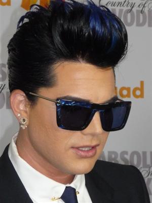 Adam Lambert News : 24/1/2011 470_1415