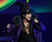 Adam Lambert News : 11/1/2011 4_68310