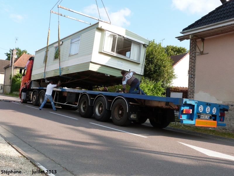 Chargement d'un mobilhome. Juille76