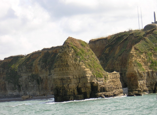 La Pointe du Hoc s'effondre Norman12