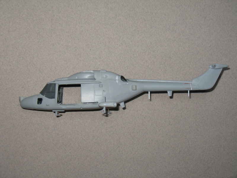 Guerre aérienne aux Malouines : acte I : Westland Lynx HAS Mk 2 n° 815 NAS - Page 2 Img_6632