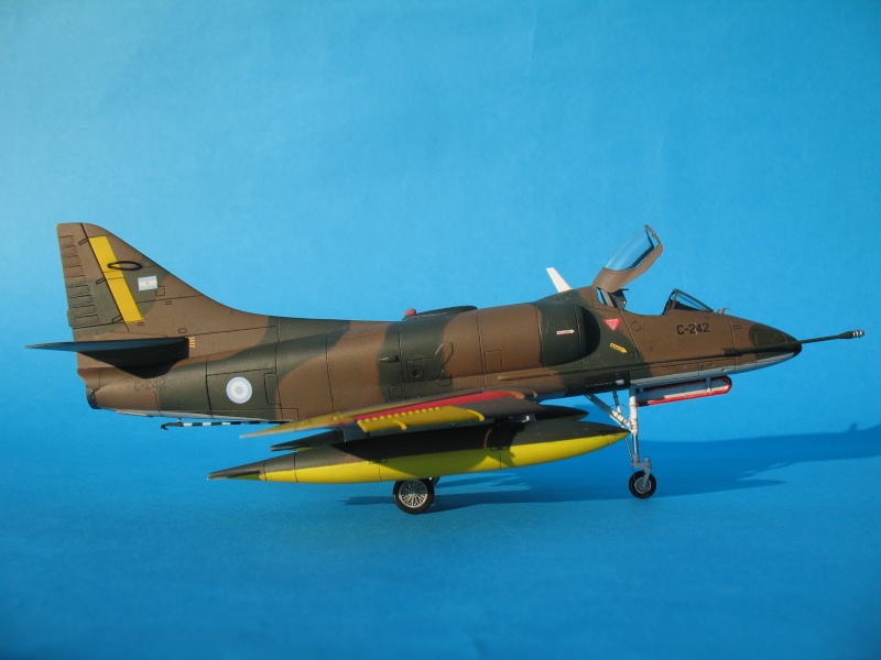 Guerre aérienne aux Malouines : acte II : A4-P Skyhawk Grupo 5 de Caza Img_6916