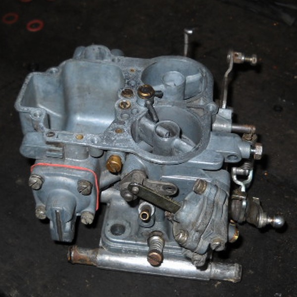 Changement de carburateur sur un moteur A. 20081768