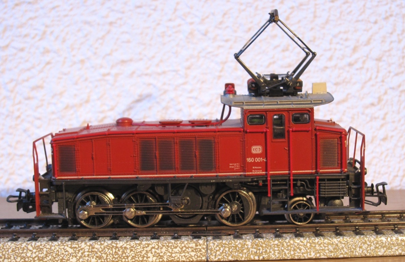 Voies Märklin anciennes et voie VB Trois rails - Page 18 Img_0023