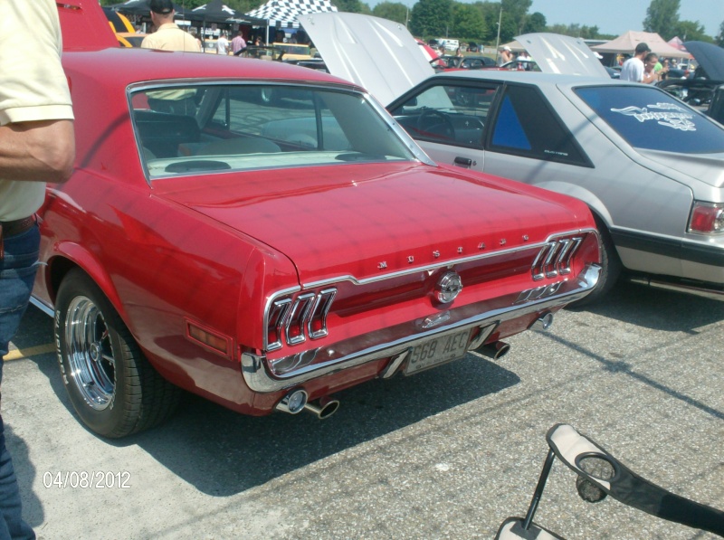 Mustang 1967 1968 vue au show de Montréal Mustang à Sanair le 4 août 2012 Hpim5064