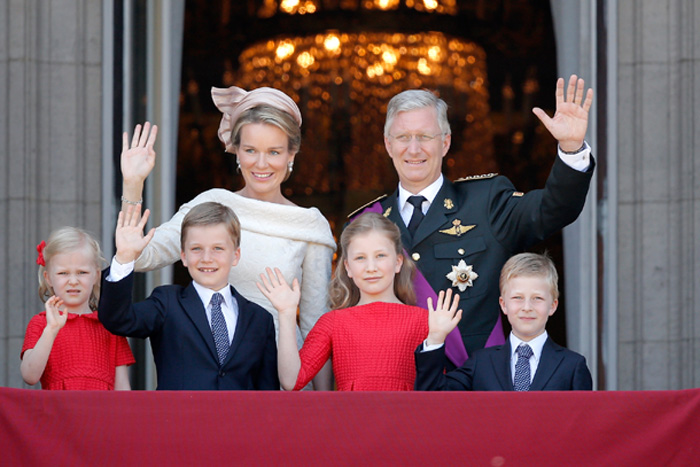 King Philippe and family Balcon10